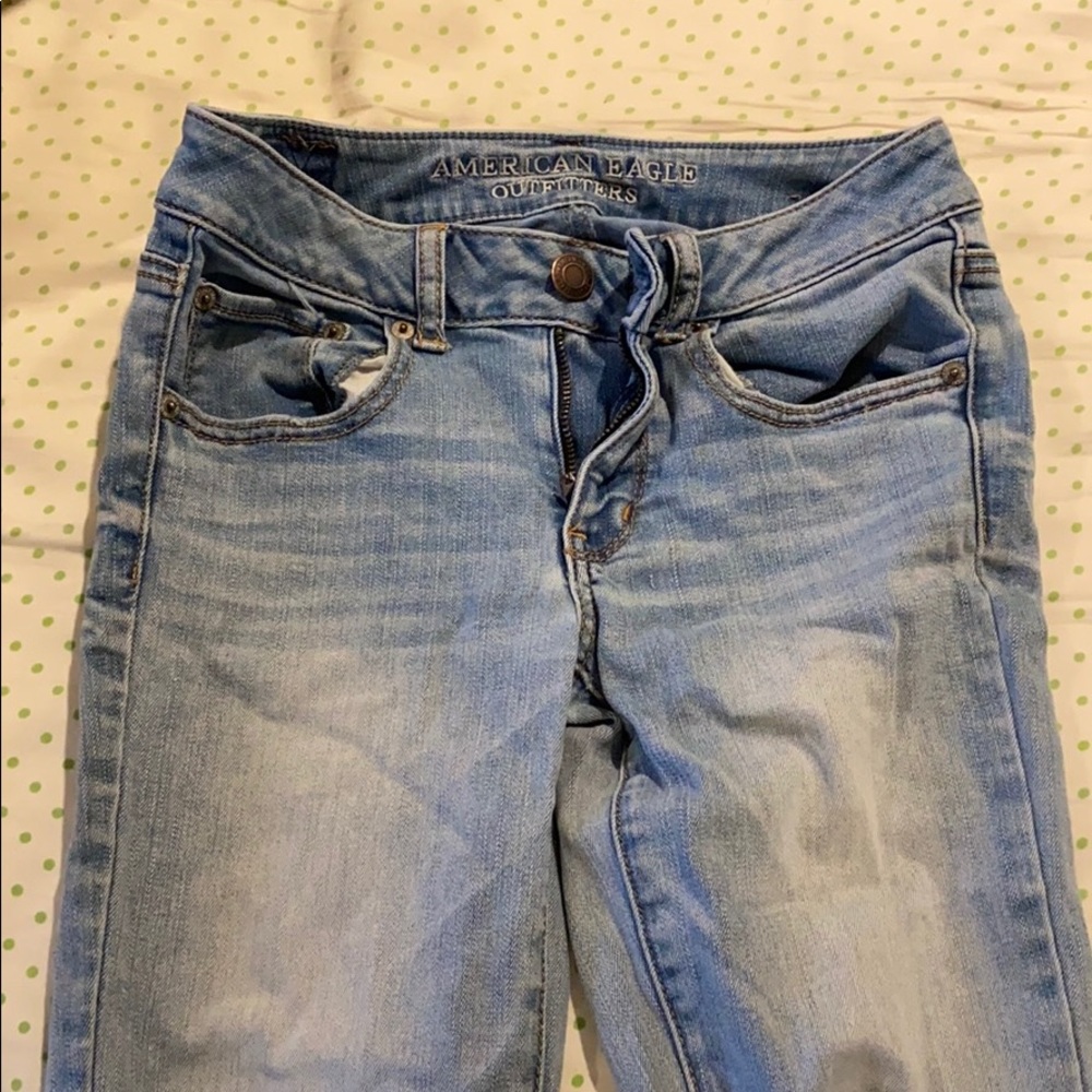 AEO straight leg light wash jeans
